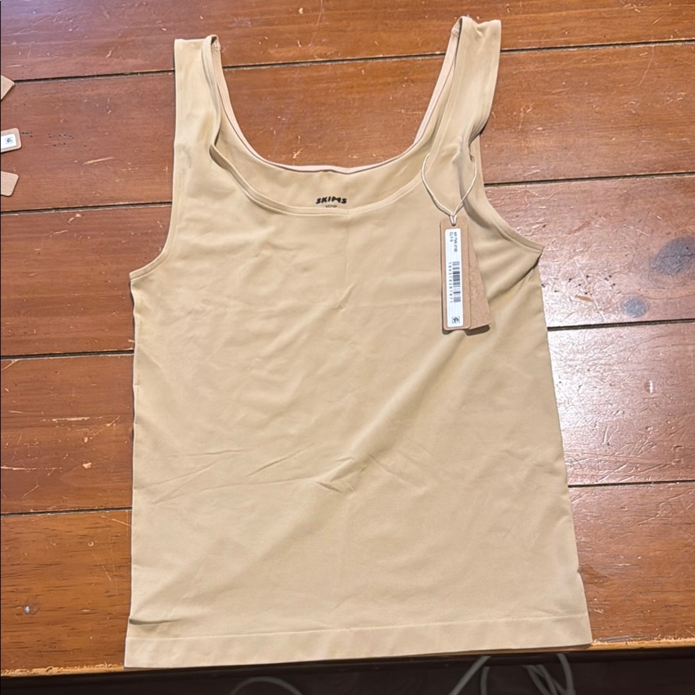 Soft Smoothing Tank | Skims | NWT | Clay - Picture 2 of 6